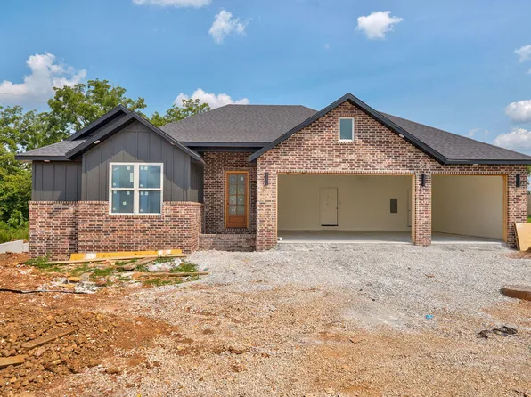 4972 S Sycamore Avenue, Springfield, MO 65810