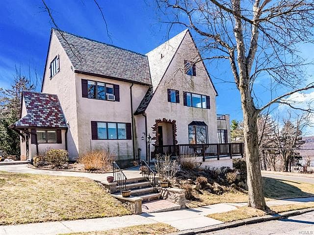 1st image of 62 Abbey Pl