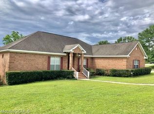 1725 Ashmoor Dr E, Mobile, AL 36695