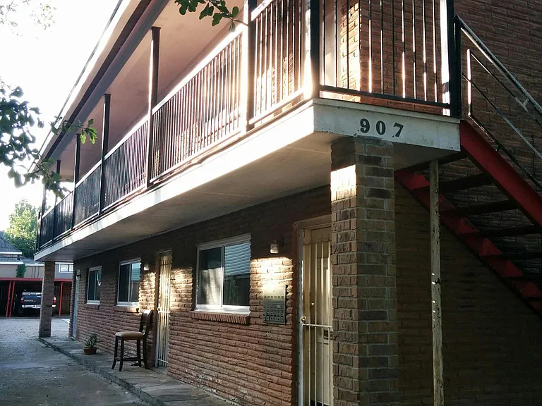 907 Heights Blvd #1 — Photo 1