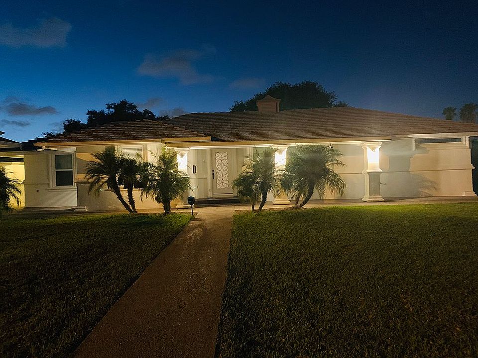 1st image of 472 Delaine Dr