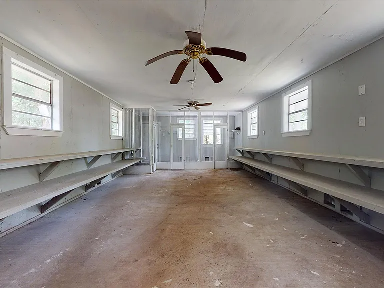 14246 FM 1314 Rd — Photo 37