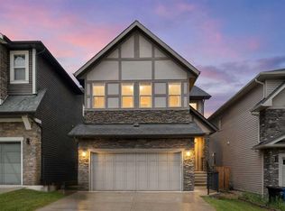 232 S Nolancrest Hts NW, Calgary, AB T3R0V8