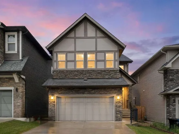232 S Nolancrest Hts NW, Calgary, AB T3R 0V8