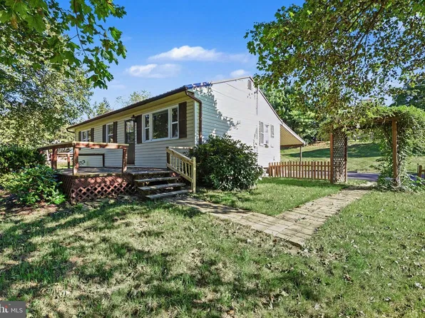 10 Stine Ave, Carlisle, PA 17013