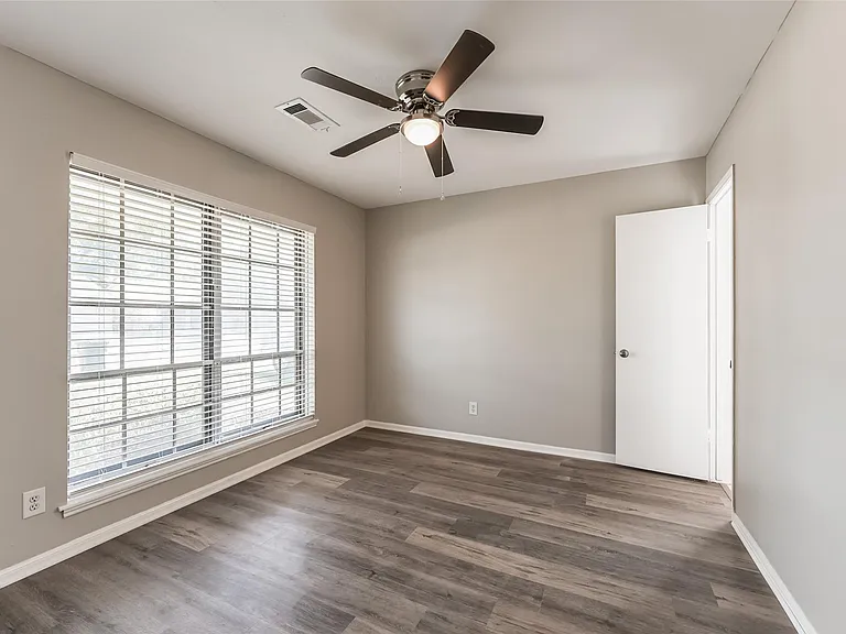 7015 Pine Vista Ln — Photo 15