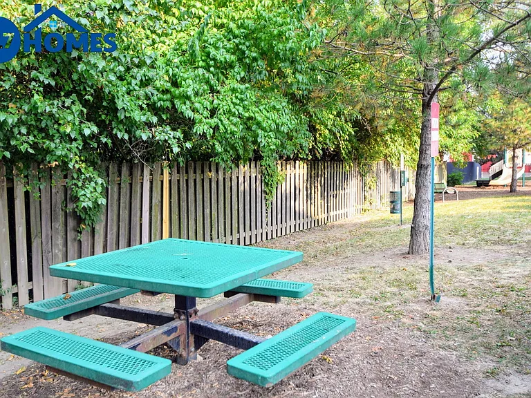 East Street Apartments — Photo 40