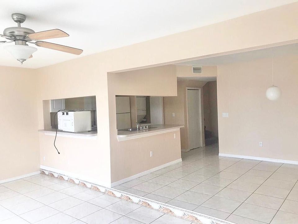 1st image of 962 Orchid Dr #3/2