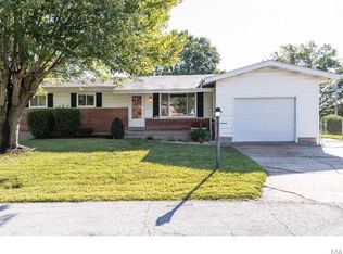 130 Red Diamond Ct, Arnold, MO 63010