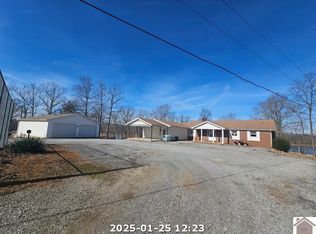 90 Hickory Hill Ln, Benton, KY 42025
