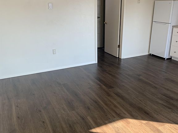 Living room, Kitchen