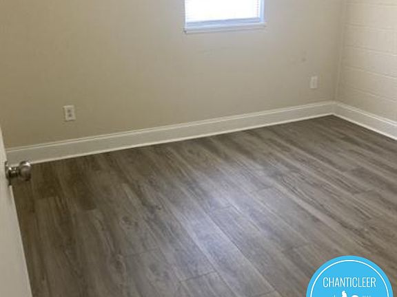 3rd image of 115 Florence St #10869669