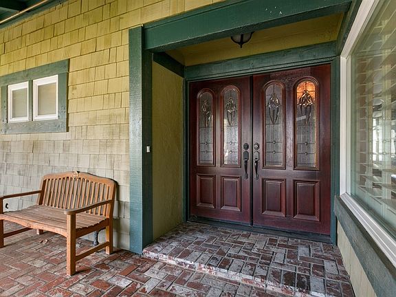2nd image of 13481 Calle Colina