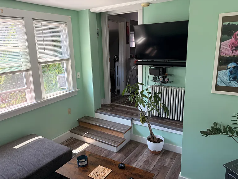 2762 N Oakland Ave #B — Photo 18