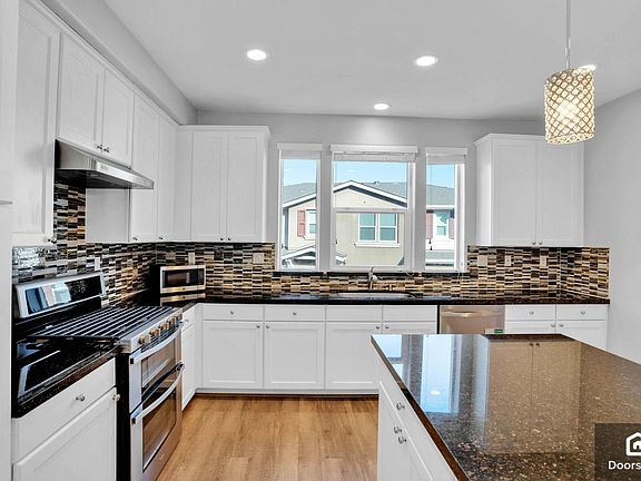 3rd image of 305 Tierney Pl