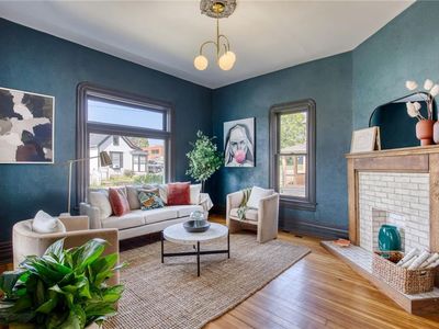 3935 Central St, Kansas City, MO, 64111