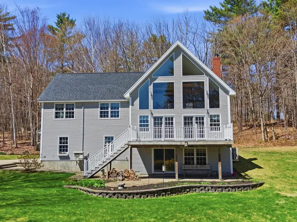 43 Hoyt Drive, Monmouth, ME 04259