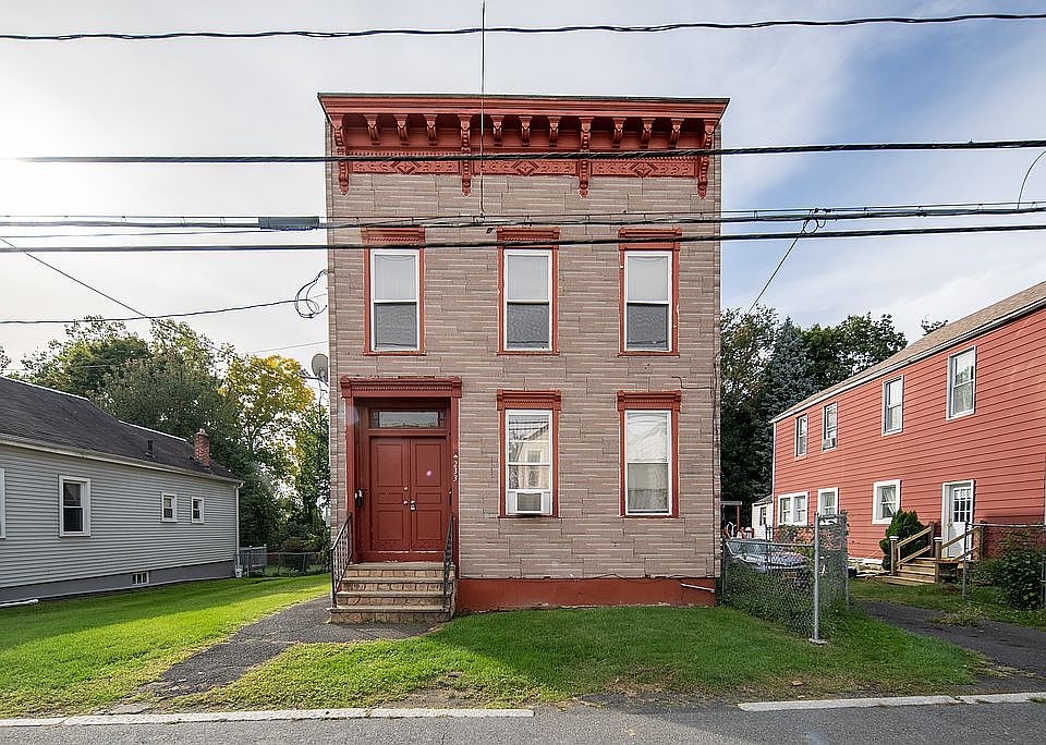 1st image of 233 Stowe Ave