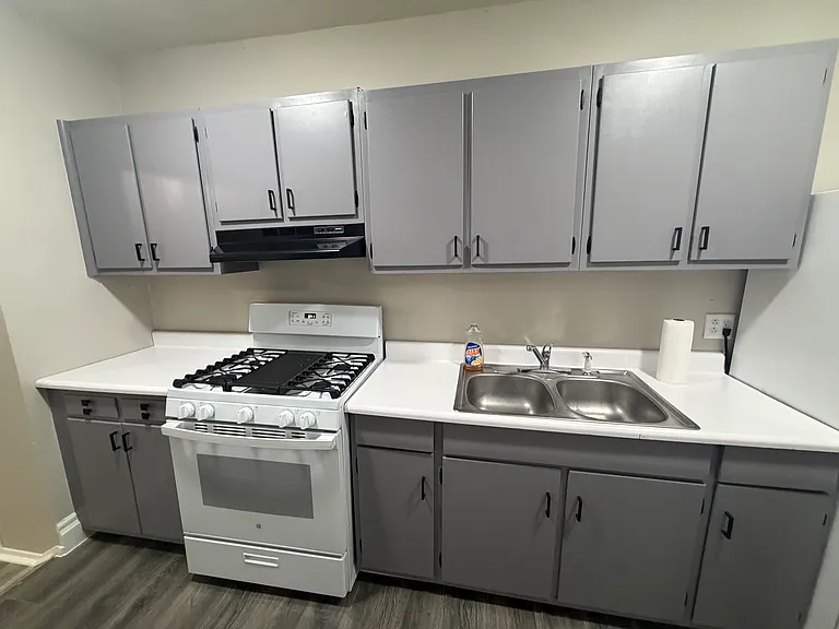503 W Main St #D — Photo 13