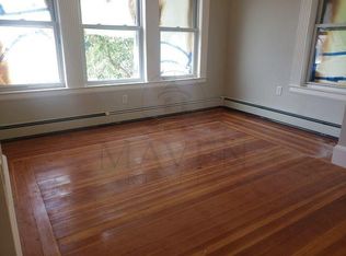 124 Walnut St #1, Somerville, MA 02145