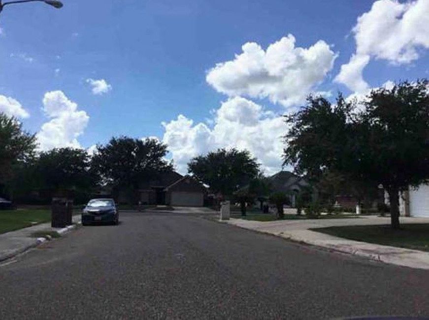 2nd image of 851 La Coma Ct