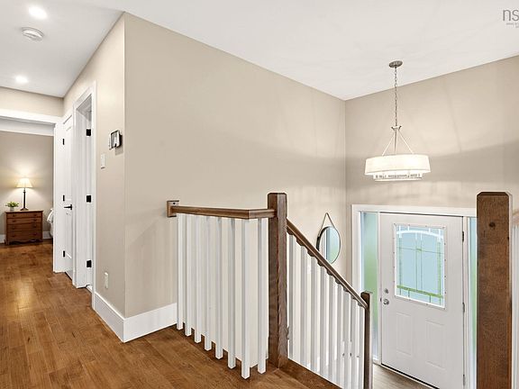 2nd image of 20 Hollyoake Ln