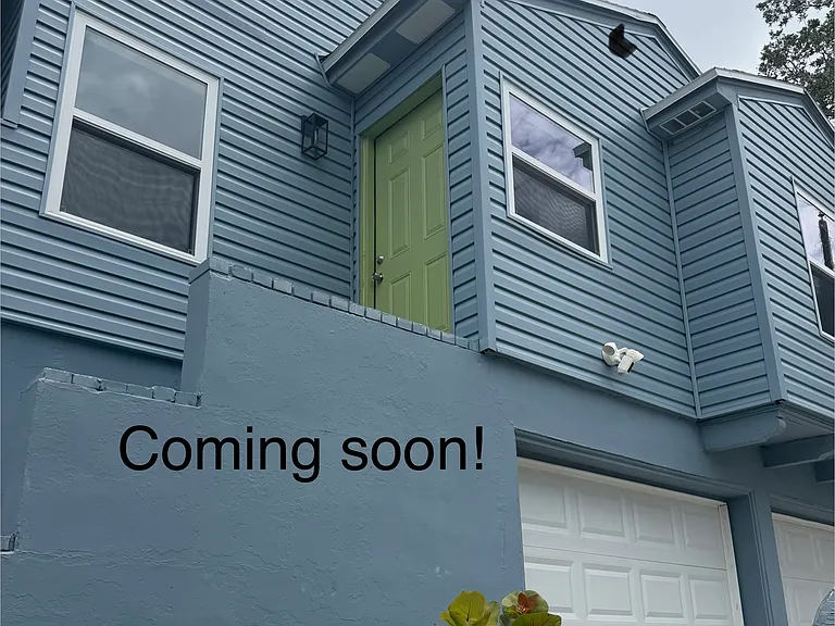 2230 E Harbor Dr S — Photo 1