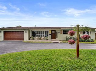 5541 SW 2nd Ct, Plantation, FL 33317
