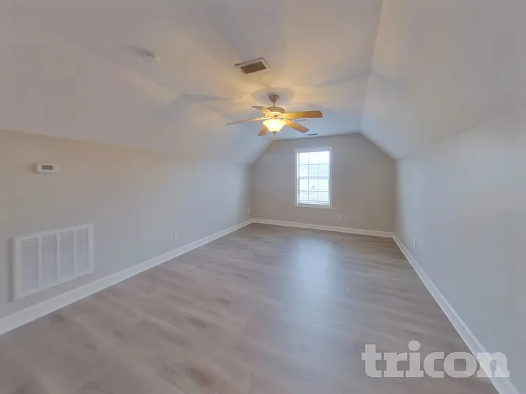 203 Stephen St — Photo 18