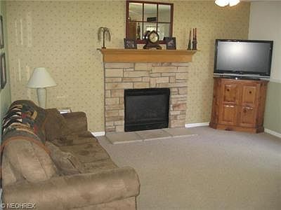 2nd image of 14560 Essex Ct
