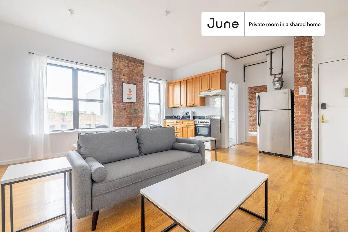 Full bedroom in 2 bed/1 bath home in Crown Heights #1327 B — Photo 3