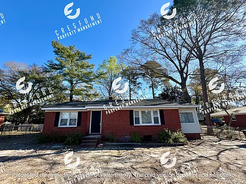 905 Poplar Dr Photo 1