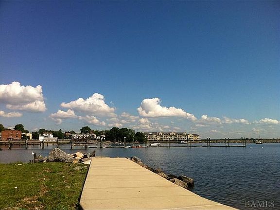 5th image of 14D Edgewater Park #22D
