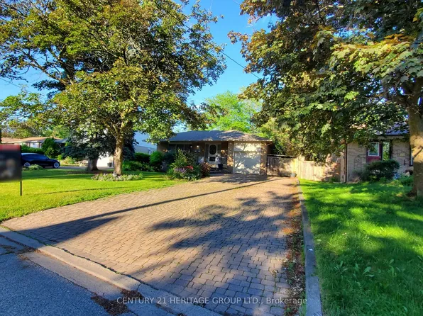 71 Mill St, Ajax, ON L1S 6K2