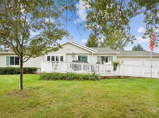 3455 Jepsen Rd, Cedar Falls, IA 50613