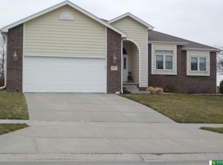 4821 S 76th St, Lincoln, NE 68516
