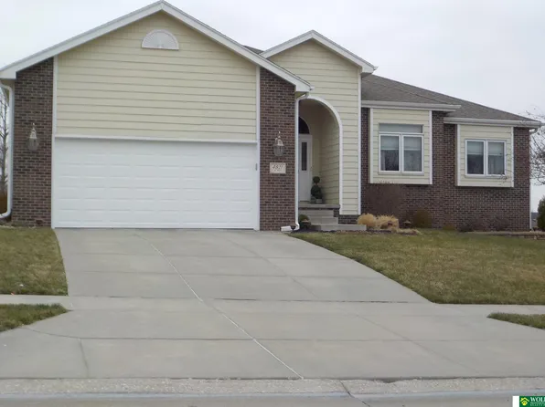 4821 S 76th St, Lincoln, NE 68516