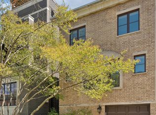 2119 N Magnolia Ave, Chicago, IL 60614