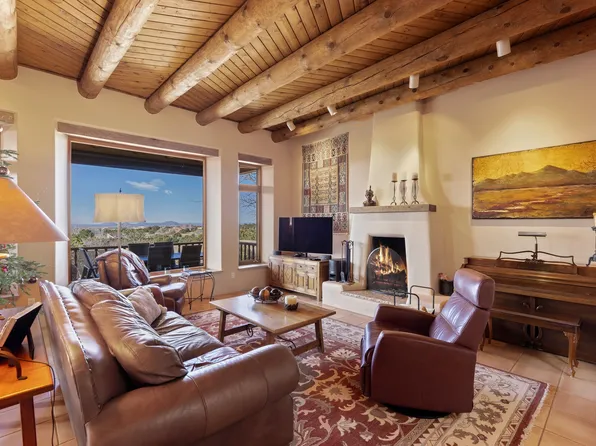 4 Calle Alexia, Santa Fe, NM 87508