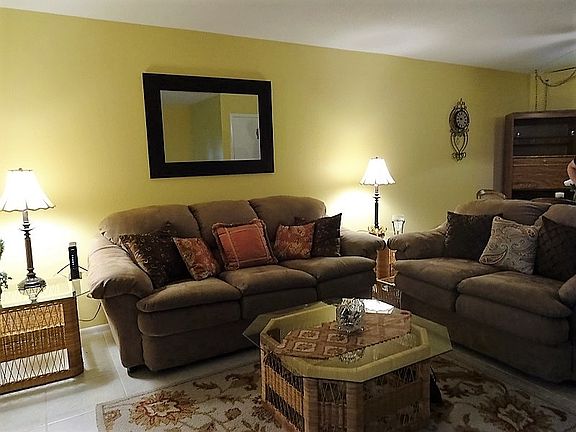 2nd image of 739 Capri Isles Blvd #112