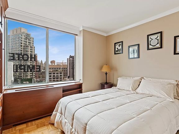 3rd image of 61 W 62nd St APT 18C