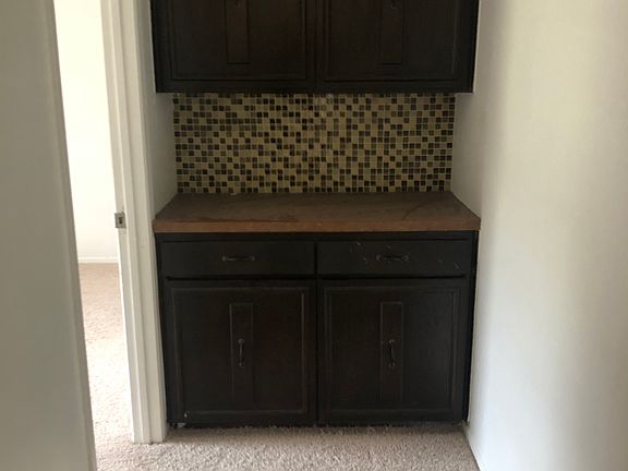 4th image of 2121 Homestead Pl