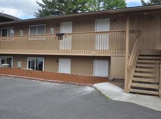 3203 N Smith St APT 3, Spokane, WA 99207