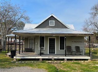 905 3rd St, Lake Arthur, LA 70549