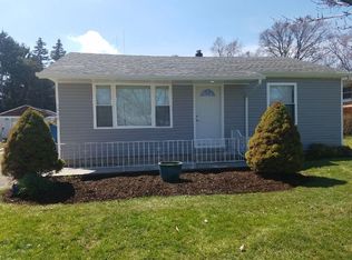 3808 Liberty Blvd, Westmont, IL 60559