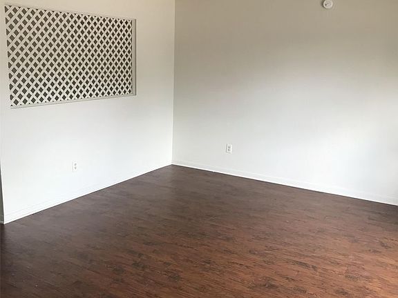 2nd image of 703 San Benito Dr