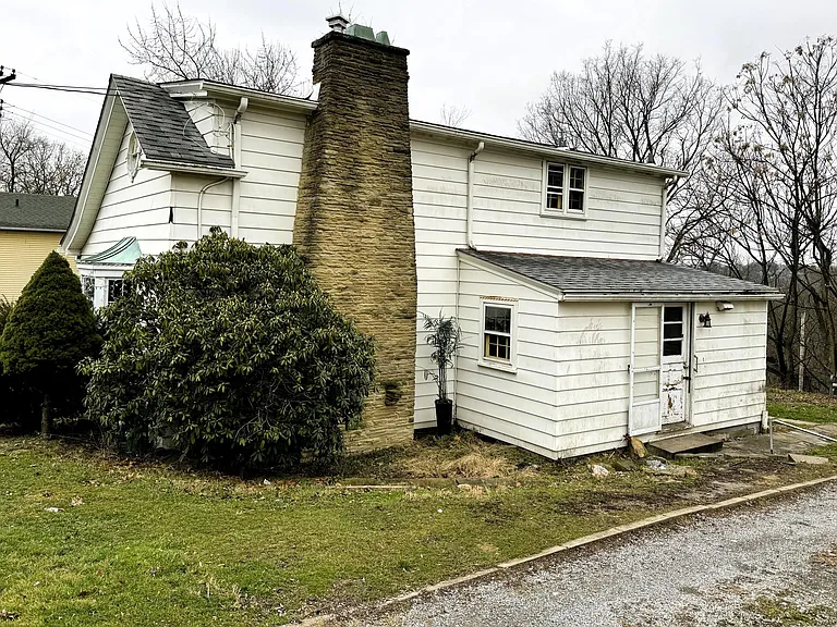 915 Perry Hwy — Photo 51