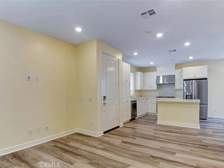535 Embrook Way — Photo 11