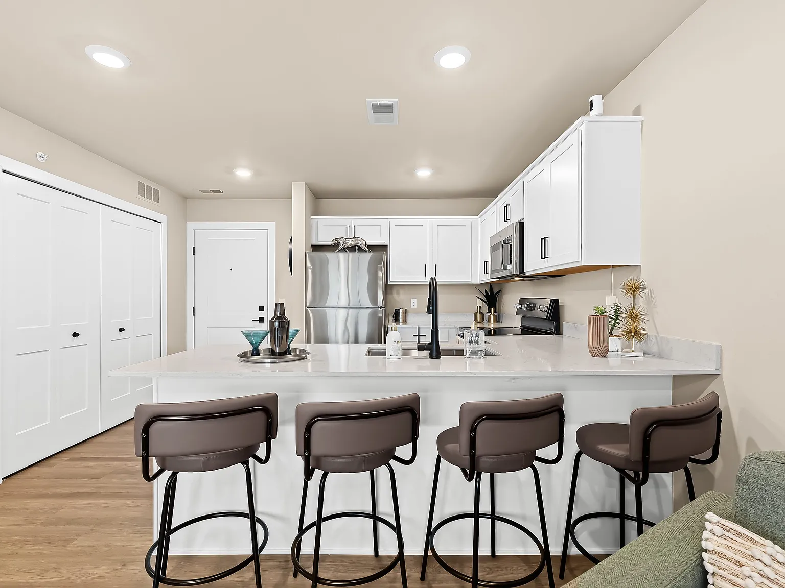 Sterling Park Place Apartments — Photo 4