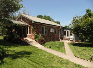 16507 Dawson Rd, Dawson Springs, KY 42408